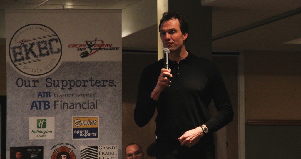 Former NHL player shares stories of career with Grande Prairie