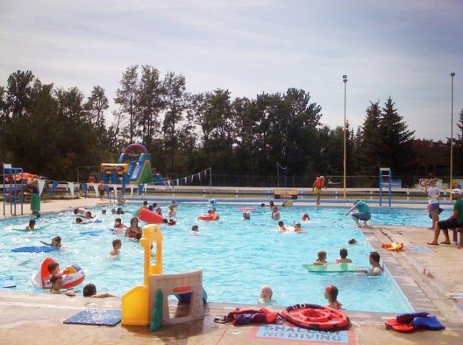 City Councillors considering $5.5M price tag for Bear Creek Pool renos