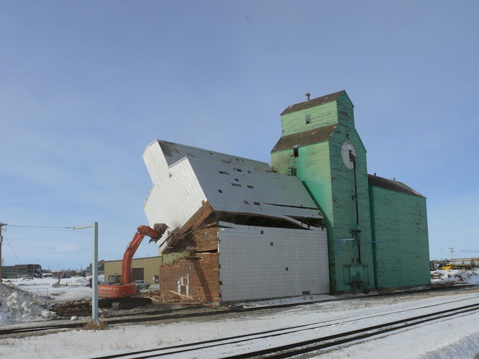 Sexsmith museum society to start restoring grain elevator in June