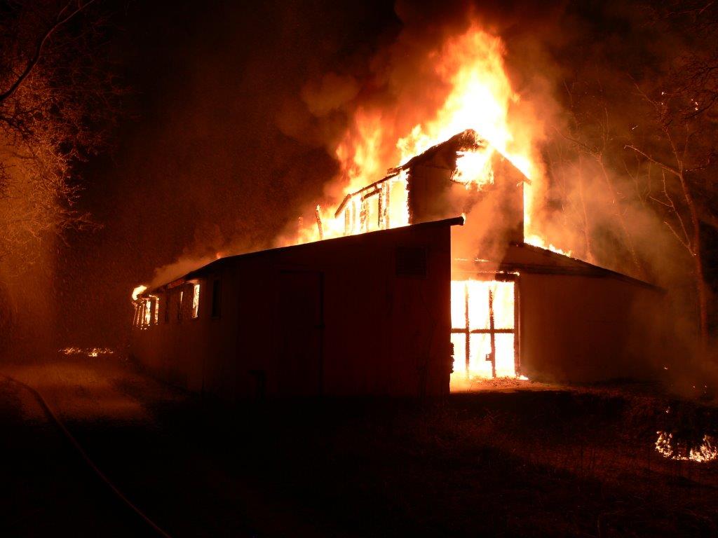Fire destroys old pig barn in Dawson Creek