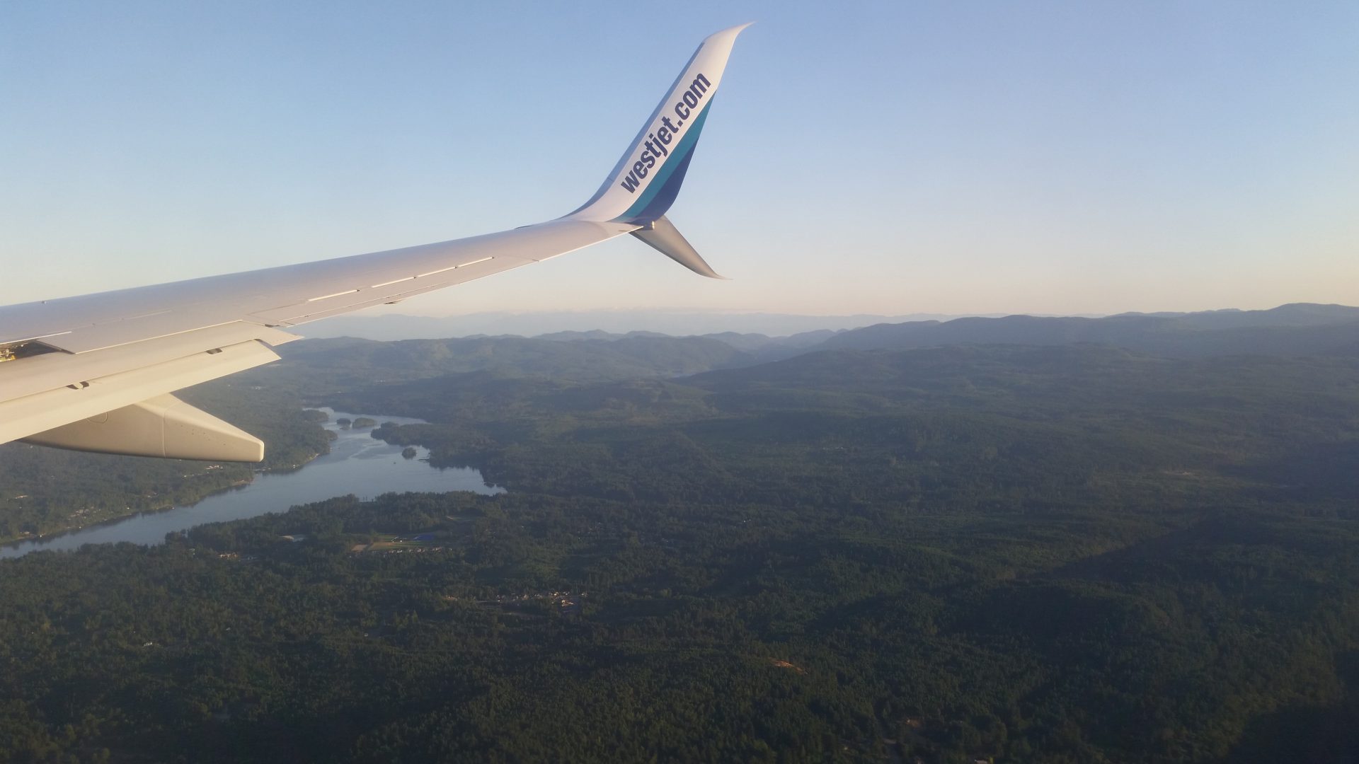 Flight from Grande Prairie makes emergency landing in Lethbridge