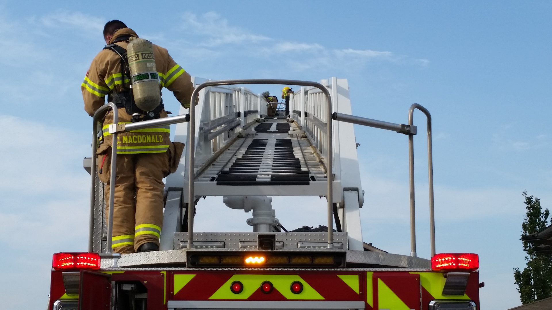 Garage fire in Crystal Lake Estates