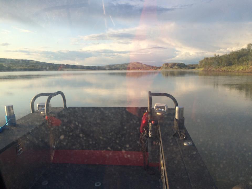 Man clinging to log rescued on Peace River