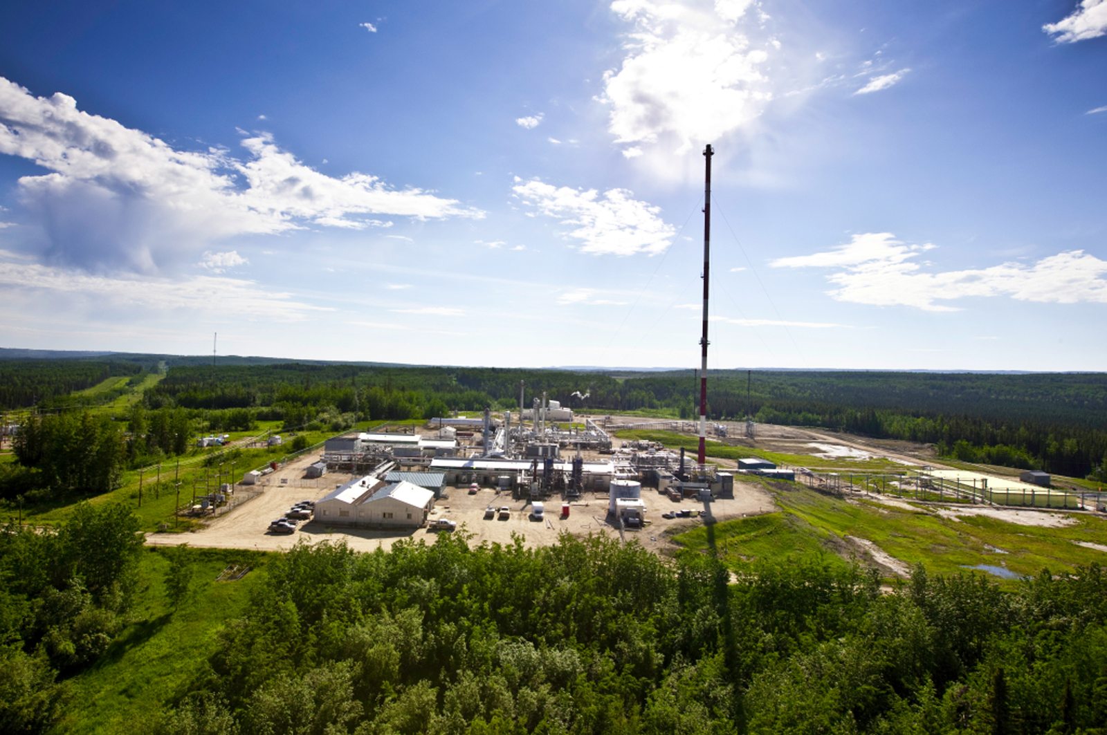 Alliance Pipeline flaring H2S after problem at Simonette gas plant