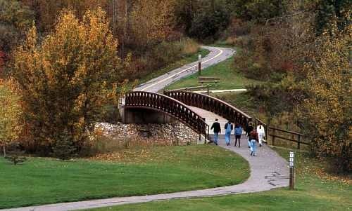 Muskoseepi Park pedestrian bridge replacement underway