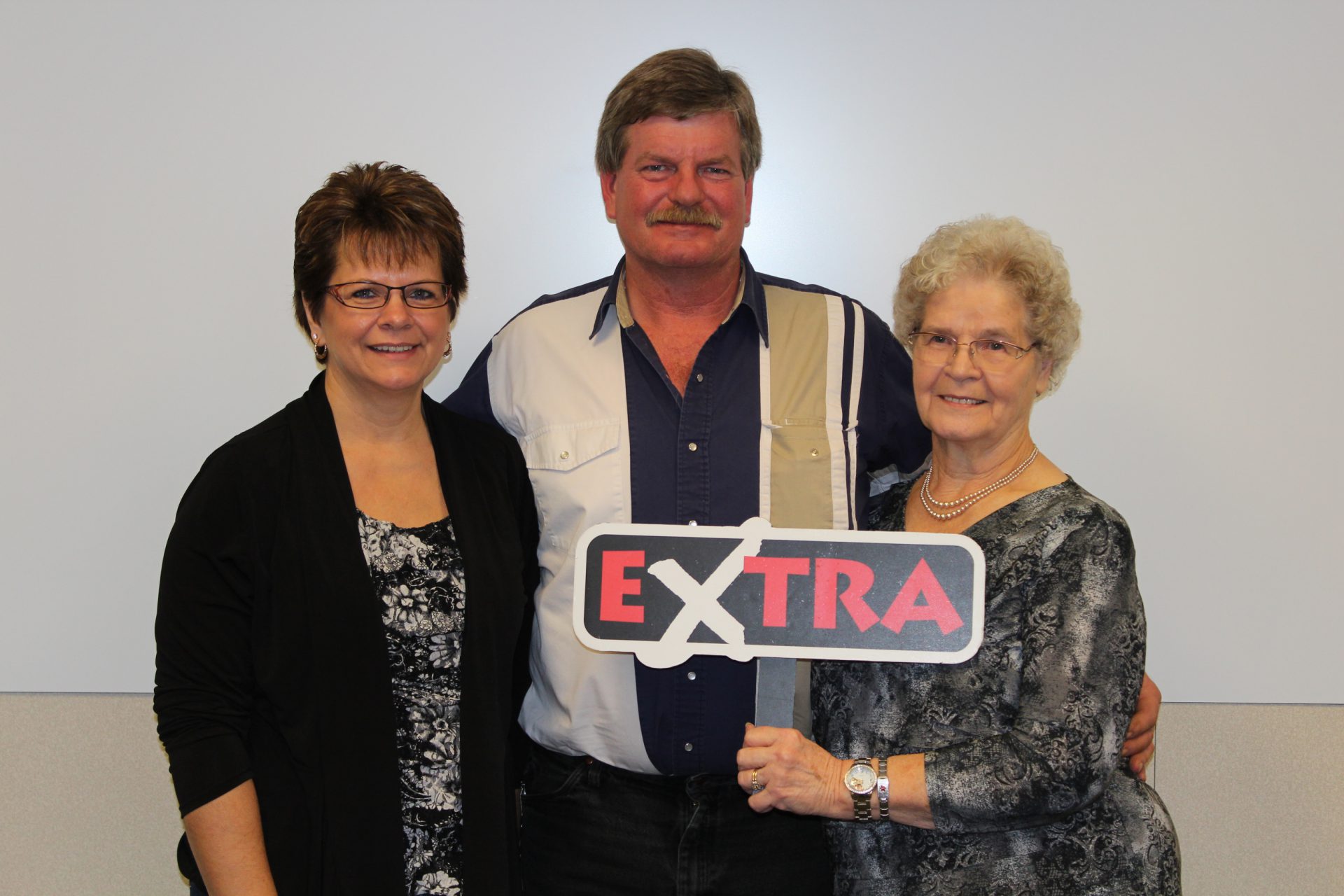 Grande Prairie family wins $100K LOTTO MAX