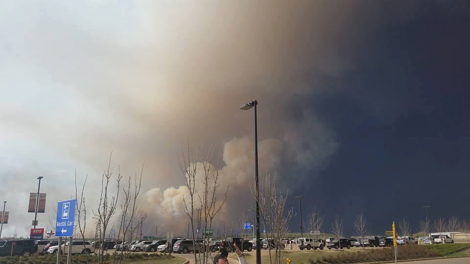 1,600 structures destroyed by Fort McMurray wildfire