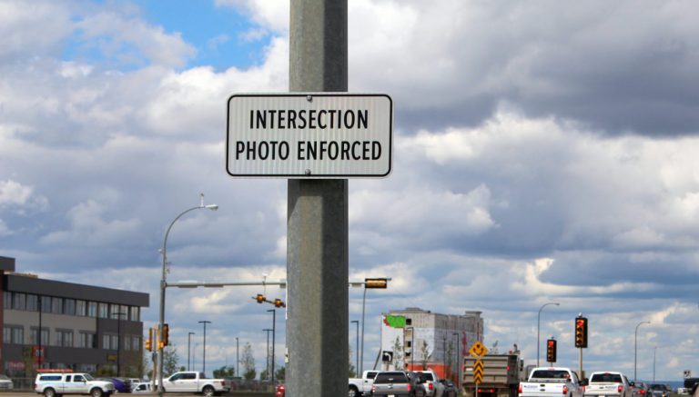 Red light cameras return to four Grande Prairie intersections