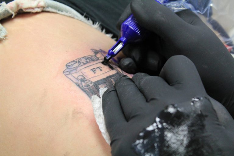 Former Grande Prairie tattoo artist shut down