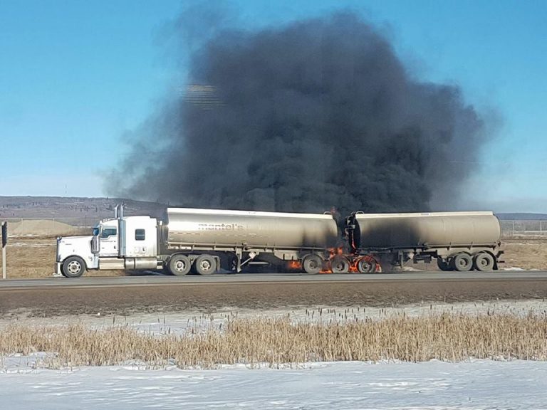 UPDATE: Highway 43 down to one lane westbound near Beaverlodge