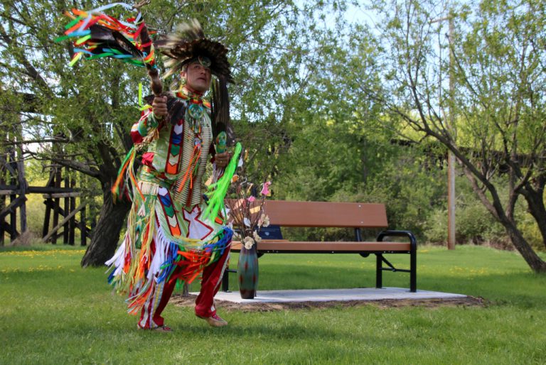 Homeless memorial bench unveiled