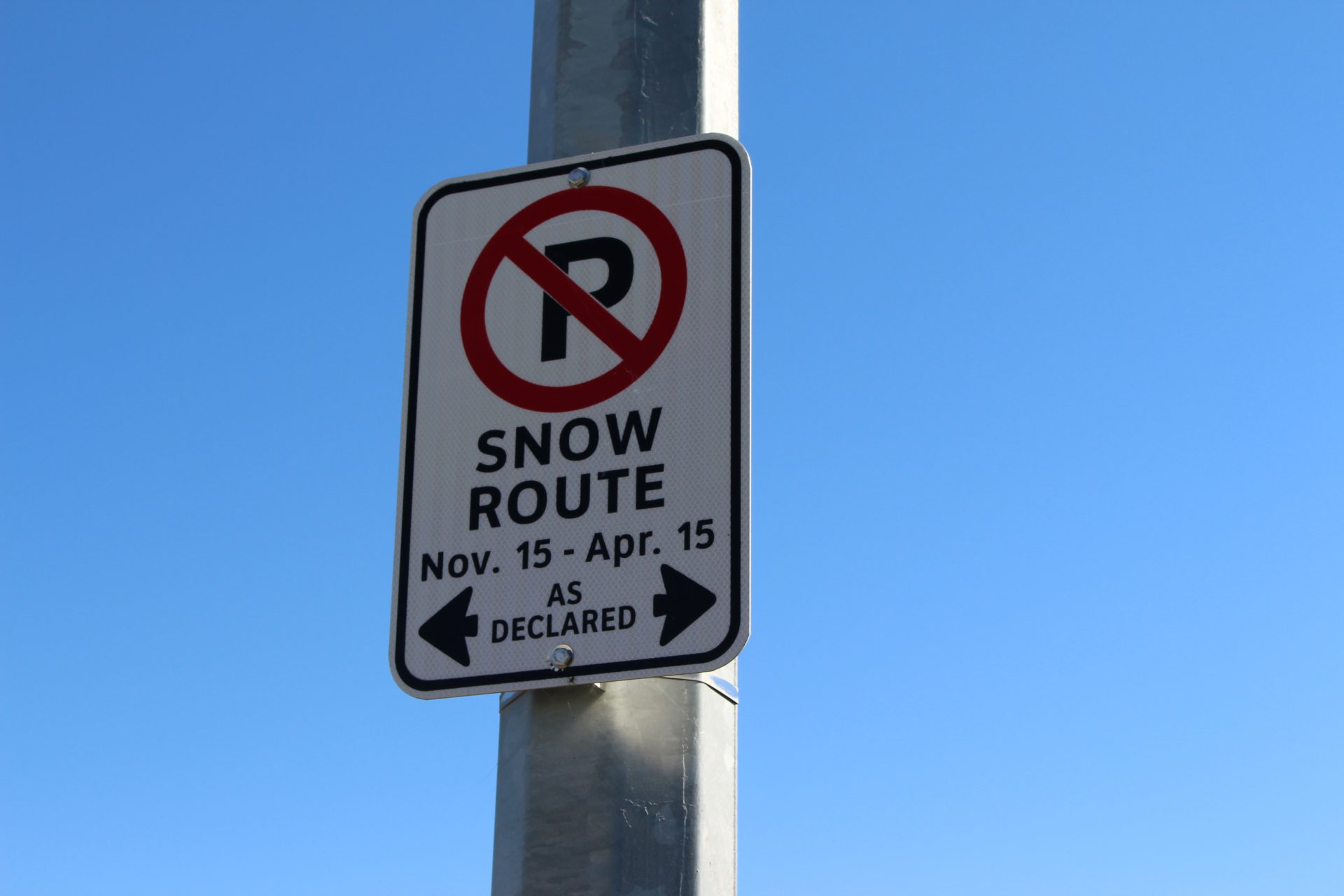 A snow route sign in Grande Prairie (MyGrandePrairieNow.com staff)