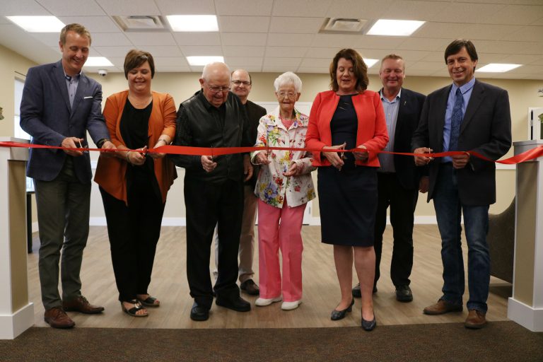New seniors lodge opens in Clairmont