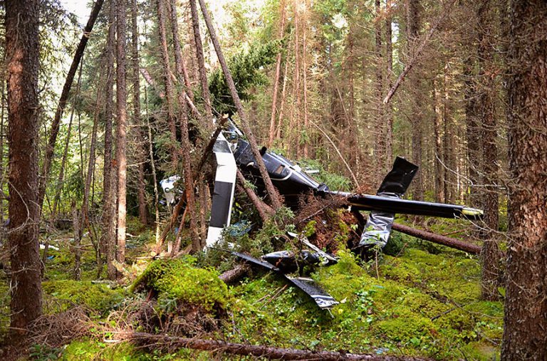 Low fuel led to fatal helicopter crash near Fox Creek: TSB