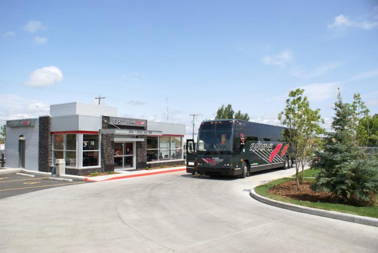 Red Arrow adding Edmonton to Grande Prairie bus route