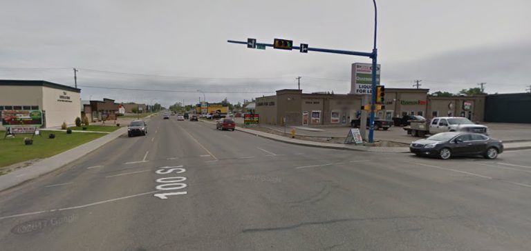 100 Street/97 Avenue traffic signals down Sunday morning