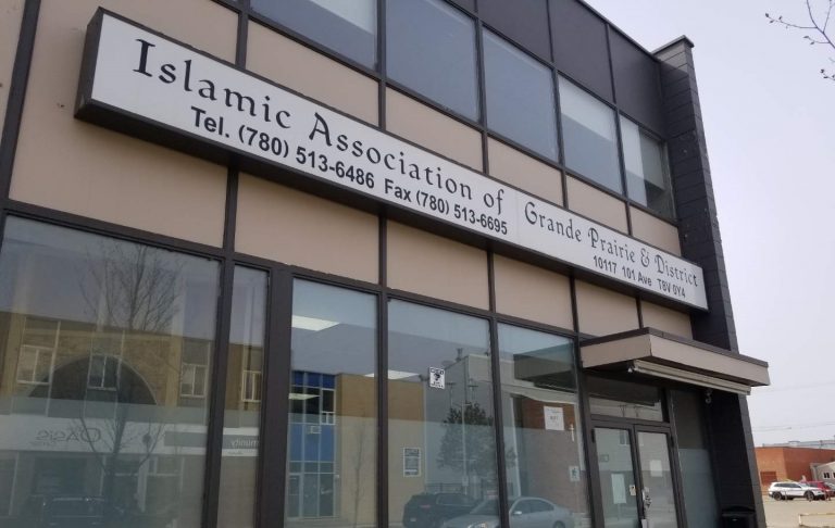 Islamic Association urging support for locals from Sri Lanka