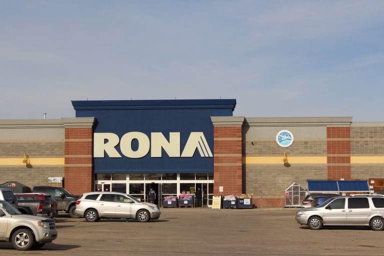 Local hardware store helps fight against Alzheimers