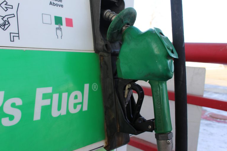 Alberta gas prices remain steady despite concerns over economic slowdown, U.S hurricane season