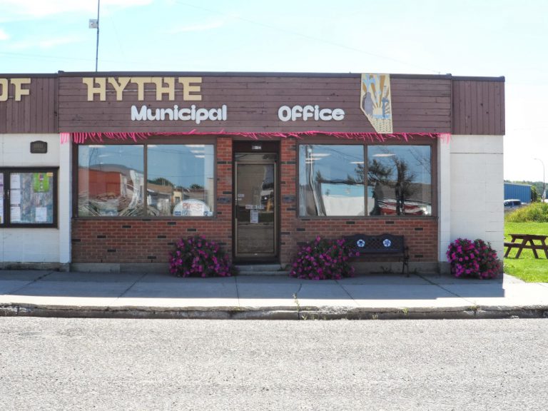 UPDATED: Water service restored in Hythe