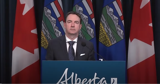 Province lifting AHS mandatory vaccination policy