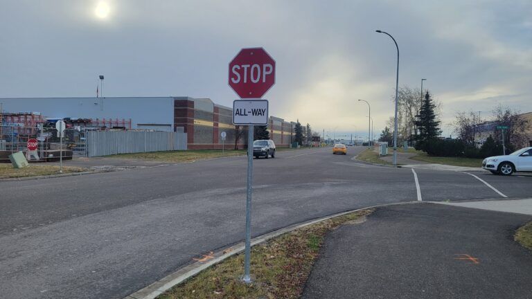 110 Street,104 Avenue intersection now all-way stop
