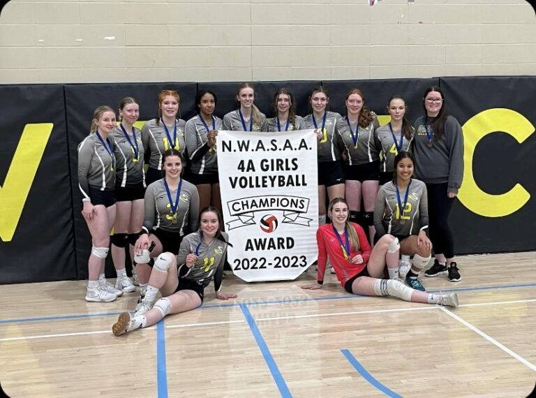 Charles Spencer High School senior girls volleyball team punches ticket to provincials