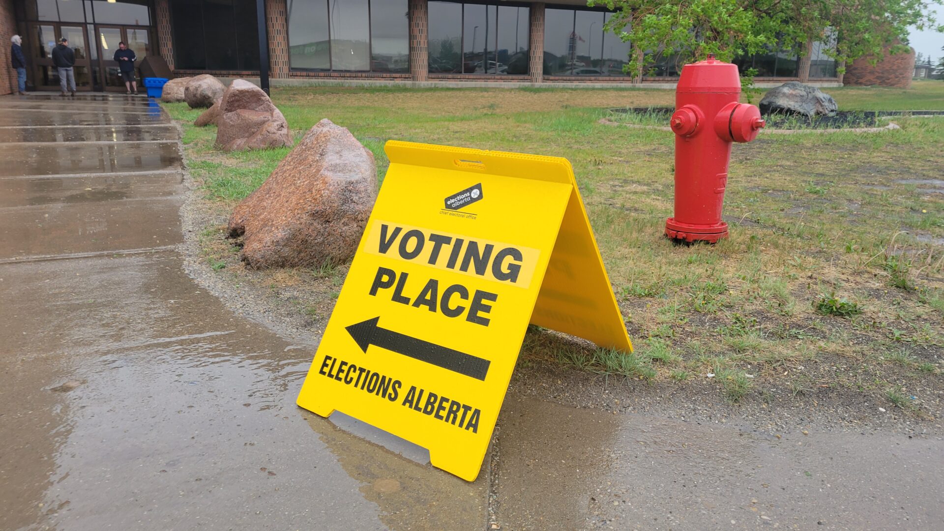 Five advance voting locations for the provincial election around the