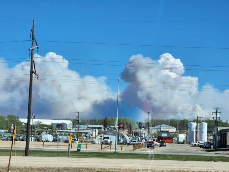 UPDATE: Fox Creek evacuation order expanded to include Little Smoky, surrounding areas