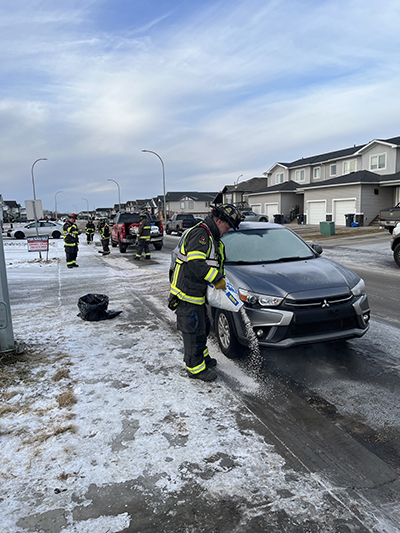 UPDATED: Emergency crews clean up diesel spill in Clairmont neighbourhood