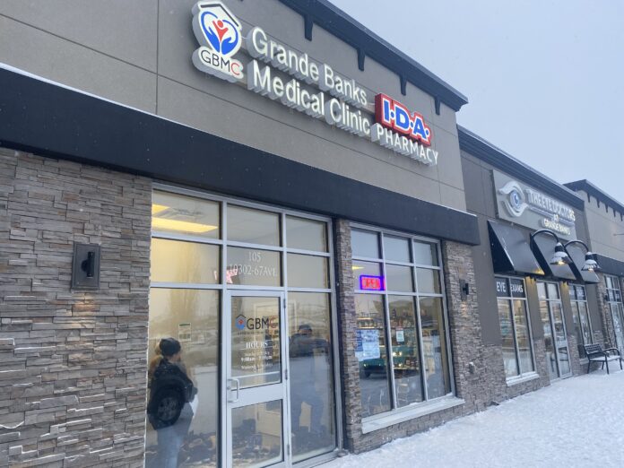 Grande Banks Medical Clinic (Ethan Montague, mygrandeprairienow.com staff)