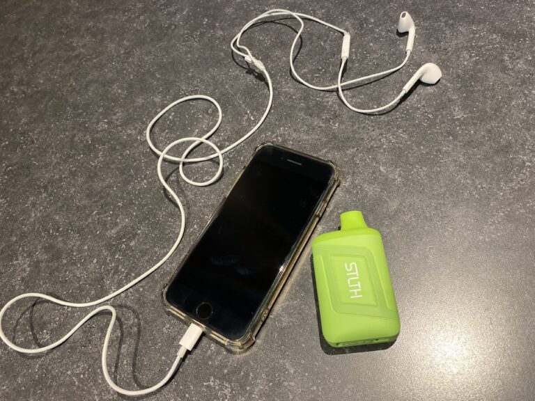 Vaping, cellphone use distraction in classrooms a cause for concern for HFCRD school board
