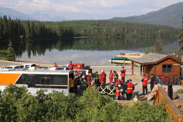 Despite no timeline, criteria for planned re-entry laid out for displaced Jasper residents