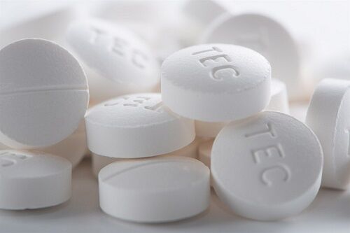 Prescription pills containing oxycodone and acetaminophen are shown in Toronto, Nov. 5, 2017. The overall number of prescriptions for opioids has increased over the last five years, but doctors have been giving patients fewer doses at one time, a report by the Canadian Institute for Health Information has found.THE CANADIAN PRESS/Graeme Roy AppleMark