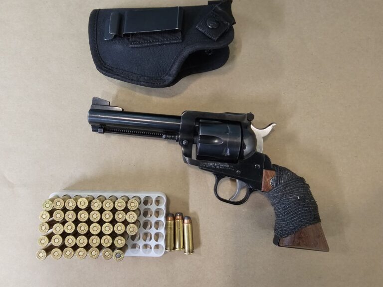 Grande Prairie RCMP seize revolver, drugs after traffic stop