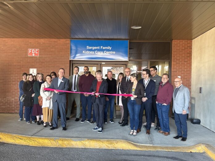Ribbon cutting for Kidney Care Centre